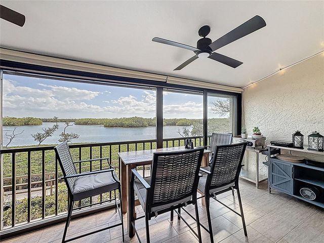 1510 PELICAN POINT DRIVE BA270, Sarasota, FL 34231