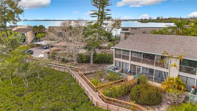 1510 PELICAN POINT DRIVE BA270, Sarasota, FL 34231