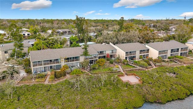 1510 PELICAN POINT DRIVE BA270, Sarasota, FL 34231