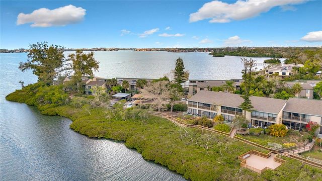 1510 PELICAN POINT DRIVE BA270, Sarasota, FL 34231