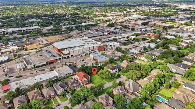 5115 Locust Street, Bellaire, TX 77401