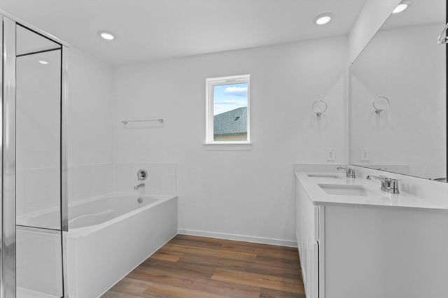 1411 Angelfish Drive, Iowa Colony, TX 77583