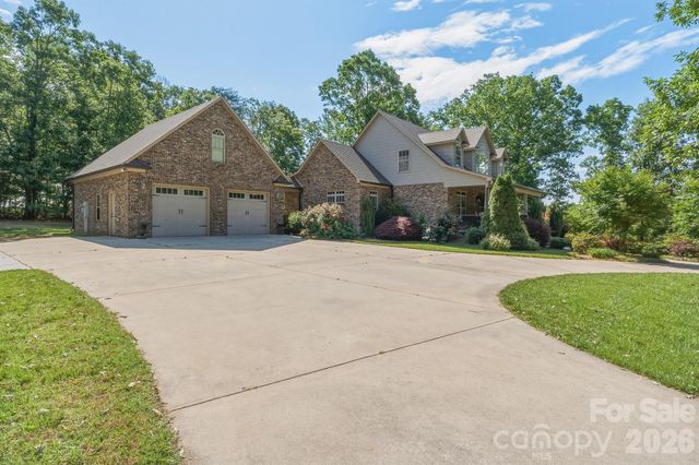 6777 Houser Farm Road, Vale, NC 28168