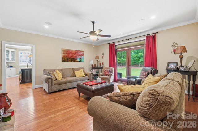 6777 Houser Farm Road, Vale, NC 28168