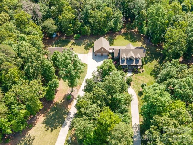 6777 Houser Farm Road, Vale, NC 28168