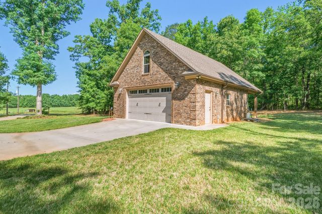 6777 Houser Farm Road, Vale, NC 28168