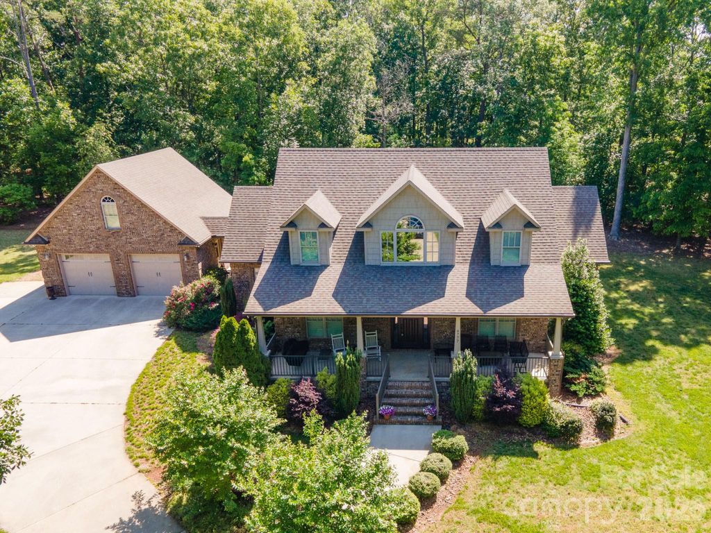 6777 Houser Farm Road, Vale, NC 28168