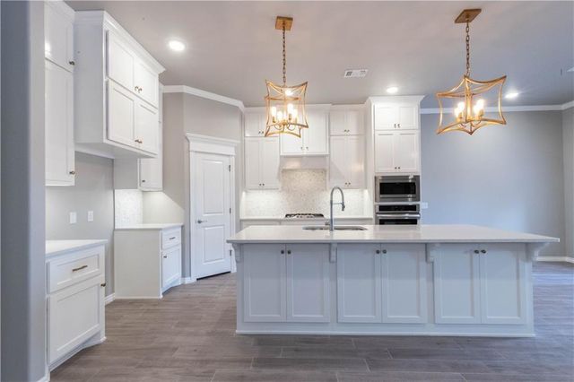 7925 Sweetgum Street, Edmond, OK 73034