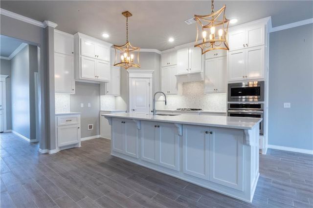 7925 Sweetgum Street, Edmond, OK 73034