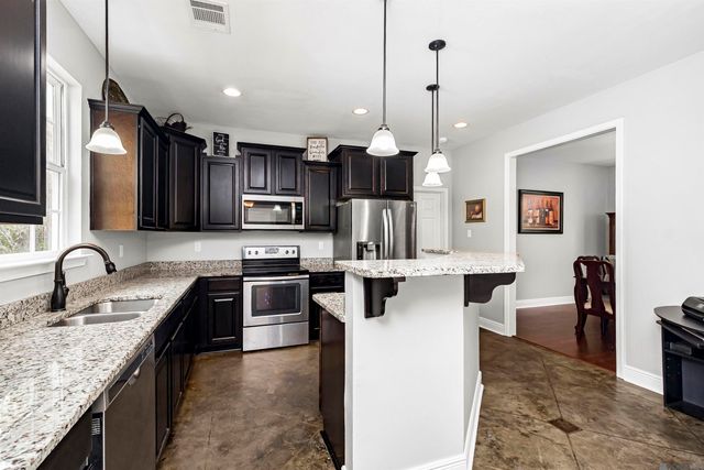 9839 Byrnes Rd, St Francisville, LA 70775