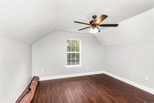 9839 Byrnes Rd, St Francisville, LA 70775