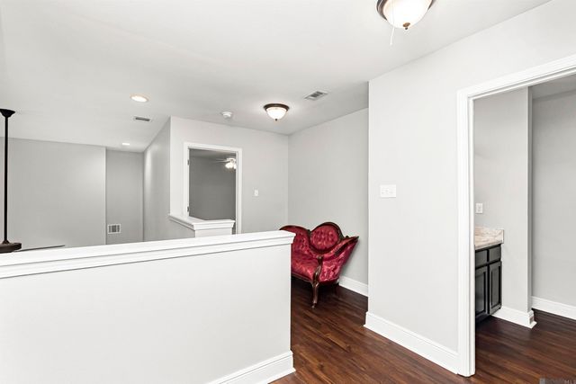 9839 Byrnes Rd, St Francisville, LA 70775