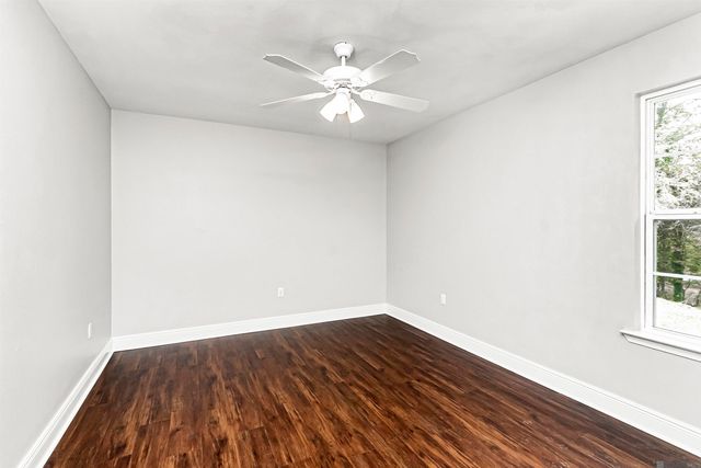 9839 Byrnes Rd, St Francisville, LA 70775