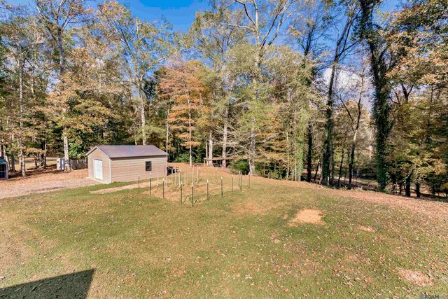 9839 Byrnes Rd, St Francisville, LA 70775