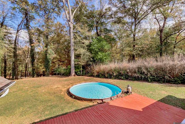 9839 Byrnes Rd, St Francisville, LA 70775