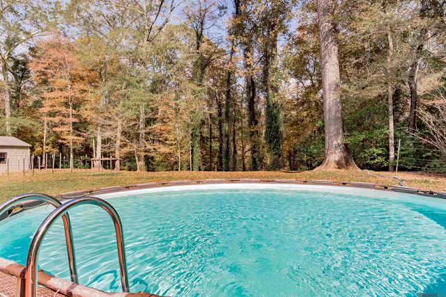 9839 Byrnes Rd, St Francisville, LA 70775