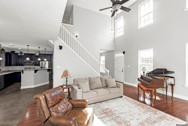 9839 Byrnes Rd, St Francisville, LA 70775