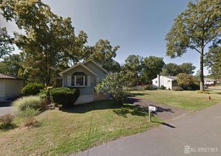 123 Dorothy Avenue, Edison, NJ 08837