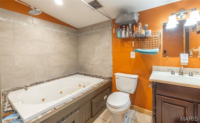 12620 County Road 2210, St James, MO 65559