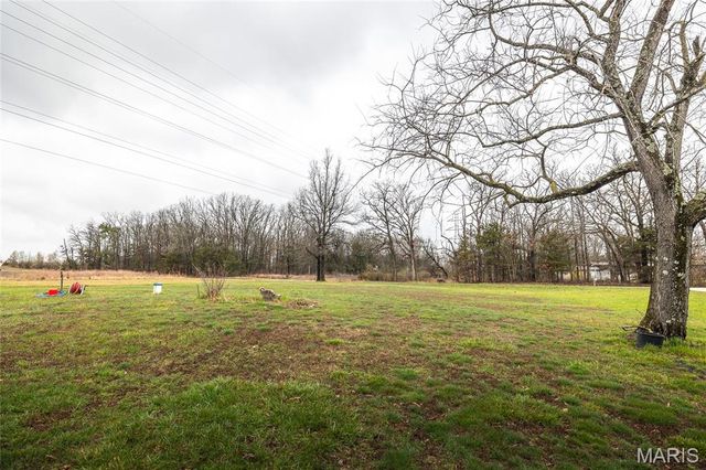 12620 County Road 2210, St James, MO 65559