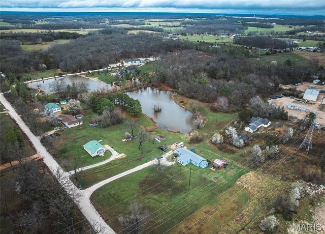 12620 County Road 2210, St James, MO 65559