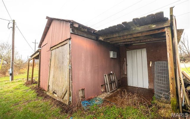 12620 County Road 2210, St James, MO 65559