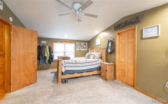 12620 County Road 2210, St James, MO 65559