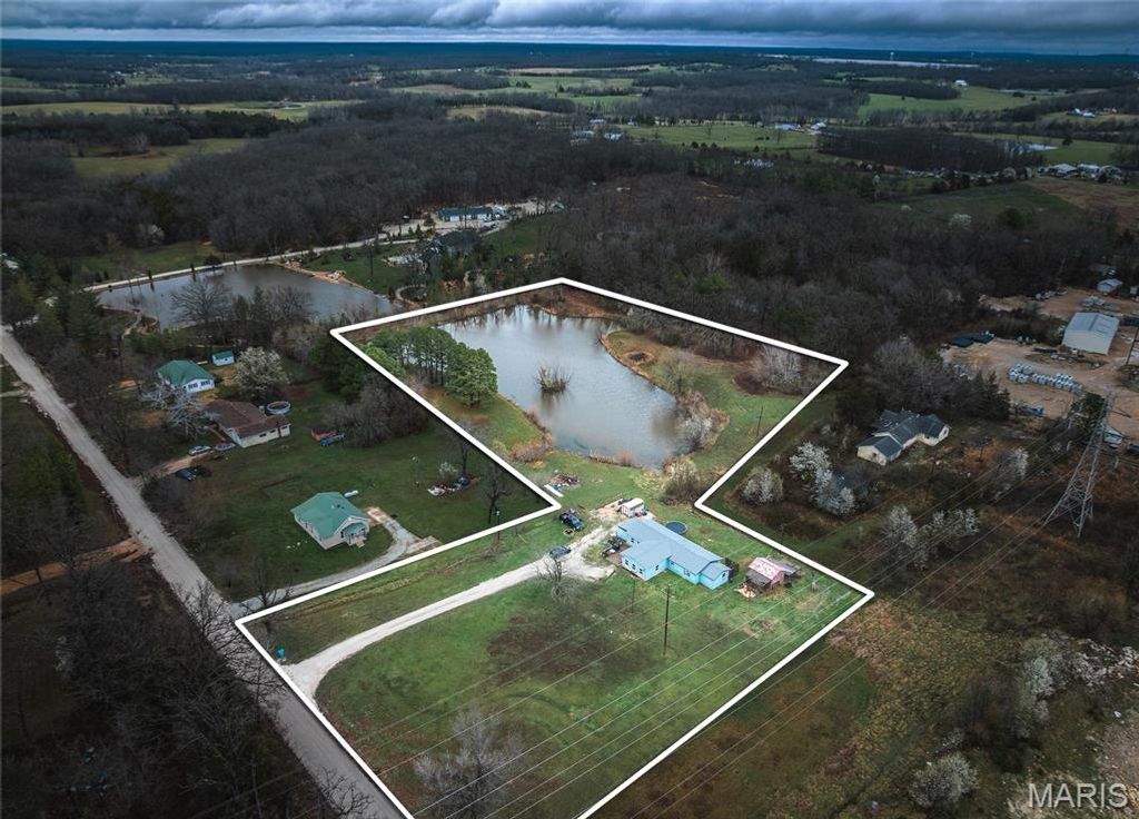 12620 County Road 2210, St James, MO 65559