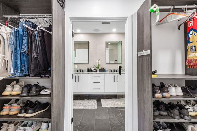 2200 SE 9th Street, Pompano Beach, FL 33062