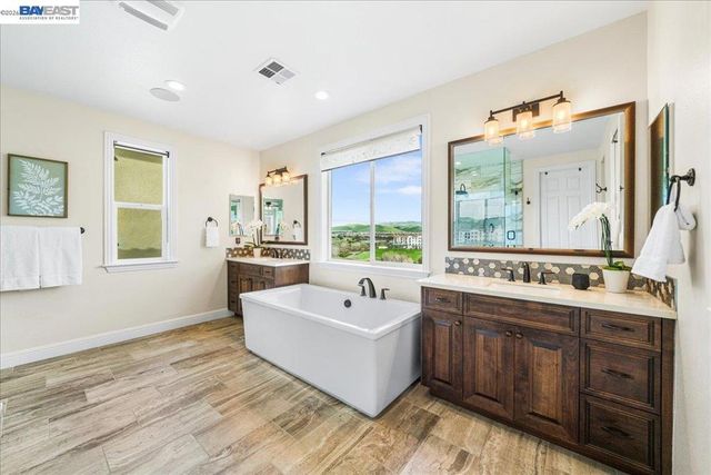 205 205 Zinnia Ct, San Ramon, CA 94582