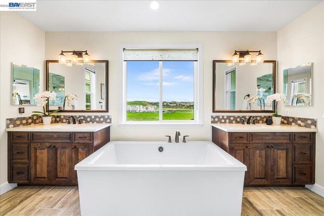 205 205 Zinnia Ct, San Ramon, CA 94582