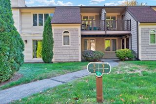 5 Little Oak Lane 5, Rocky Hill, CT 06067