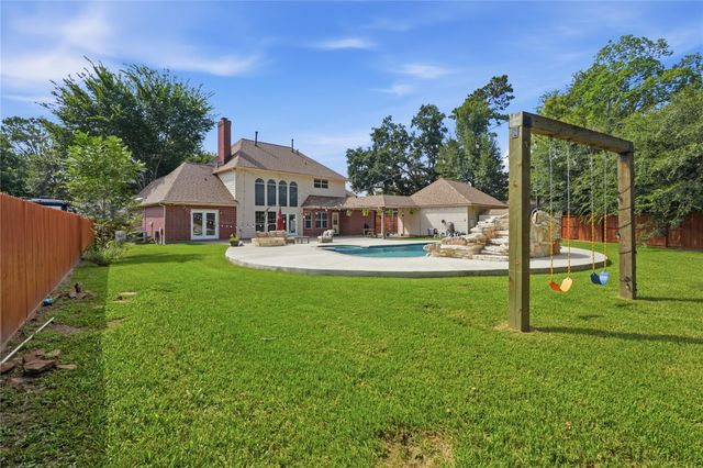 708 Bayou Crest Circle, Dickinson, TX 77539