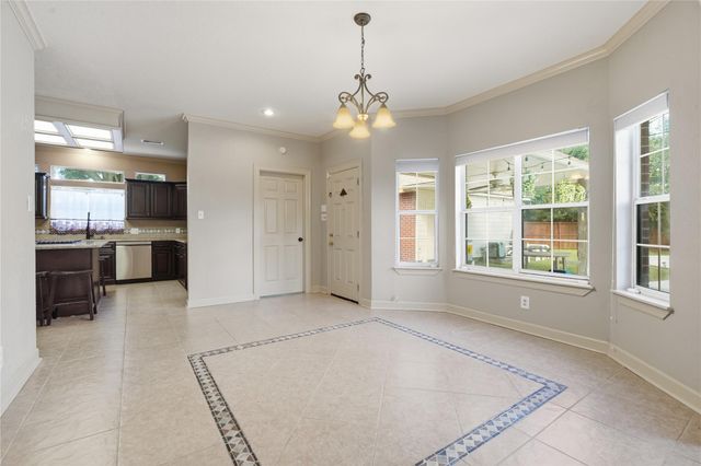 708 Bayou Crest Circle, Dickinson, TX 77539