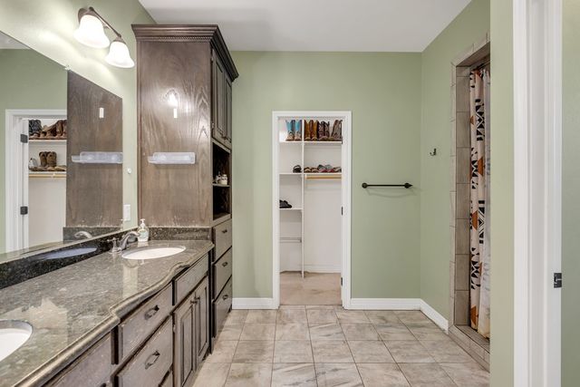 4560 Viviana, Odessa, TX 79764