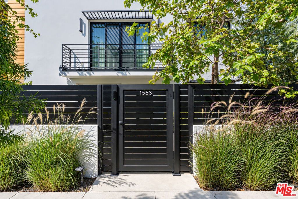 1563 Hi Point Street, Los Angeles, CA 90035 — photo 4