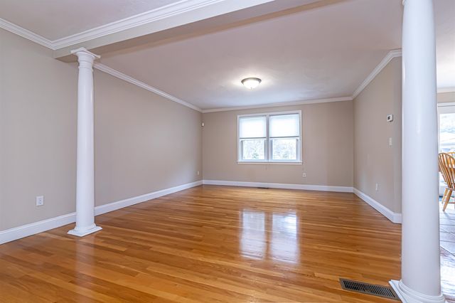 11 Lojko Drive, Nashua, NH 03062