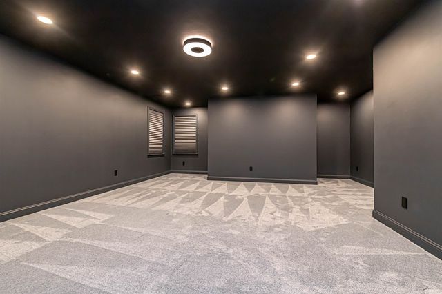 11 Lojko Drive, Nashua, NH 03062