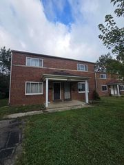 857 Regina Court, Columbus, OH 43204