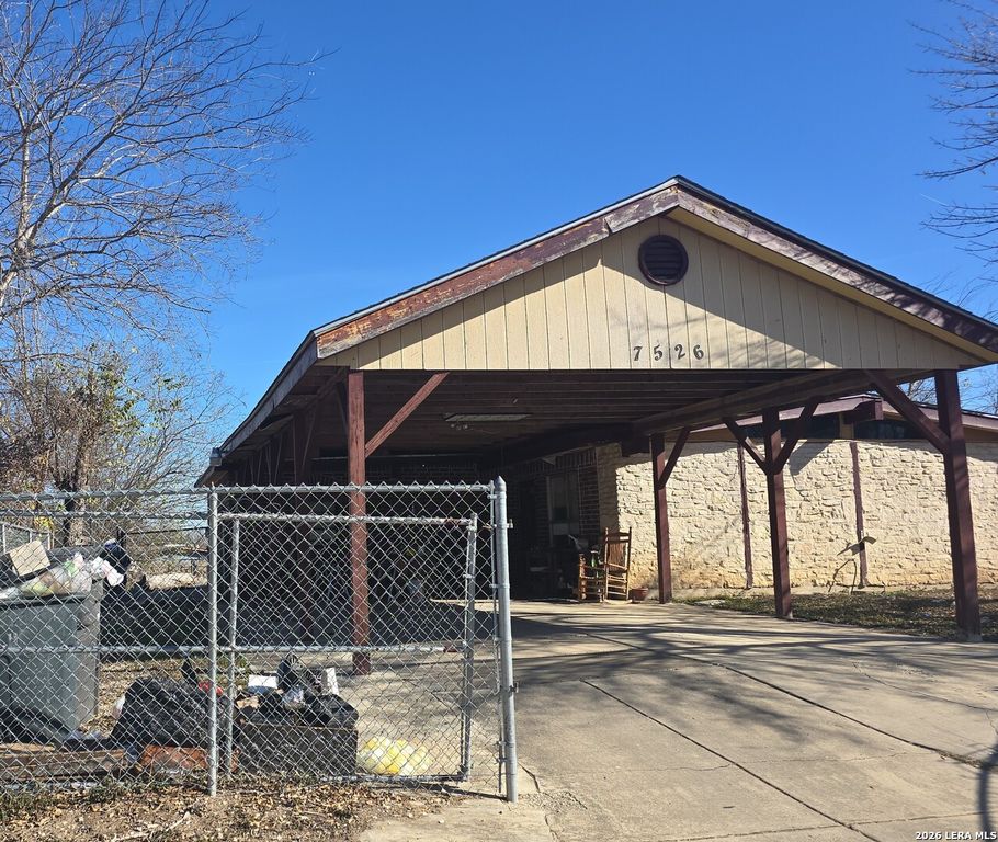 7526 Apple Valley, San Antonio, TX 78242