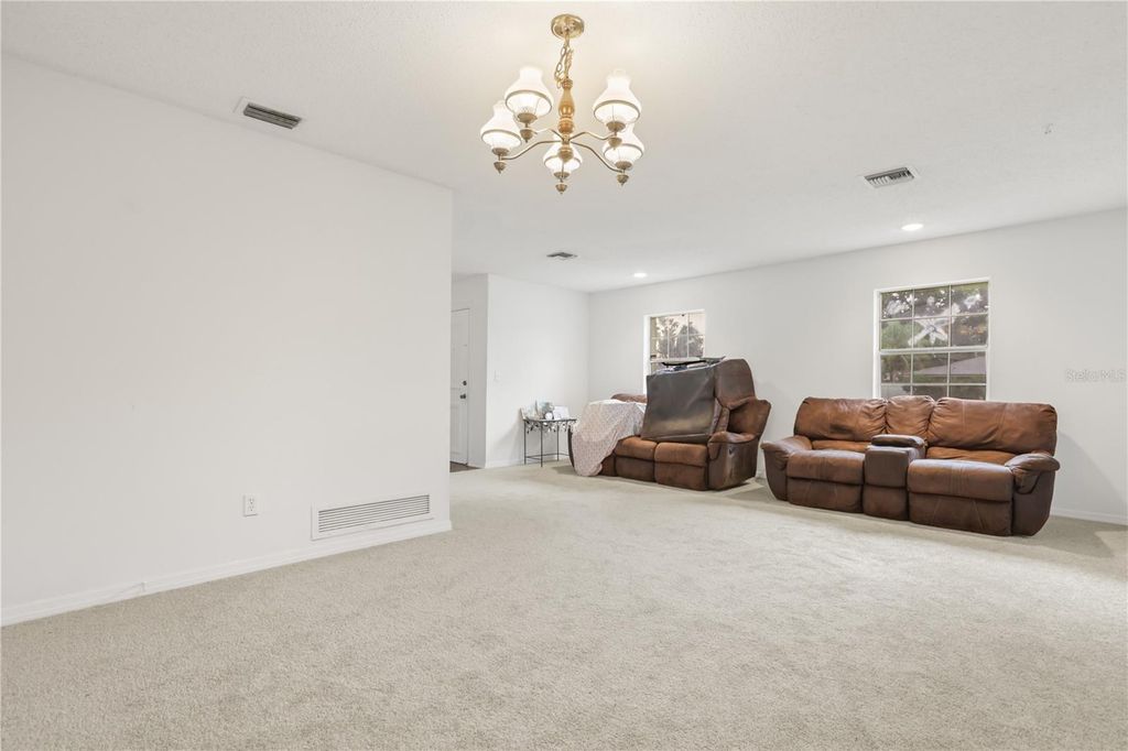 Image 3 of property listing at 5310 NADINE STREET, Orlando, FL 32807