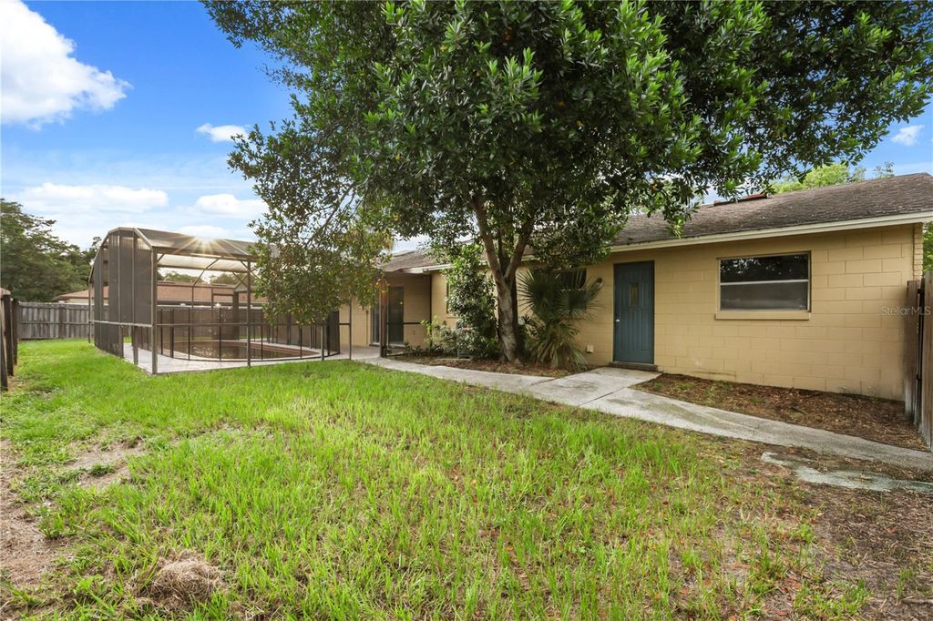 Image 24 of property listing at 5310 NADINE STREET, Orlando, FL 32807