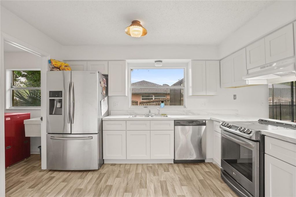 Image 5 of property listing at 5310 NADINE STREET, Orlando, FL 32807