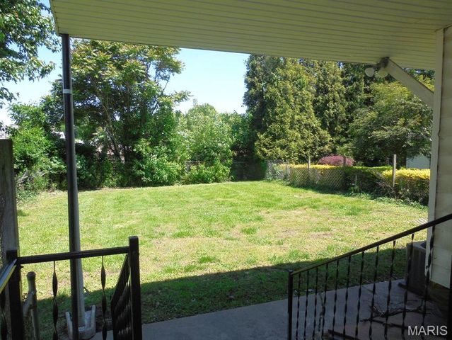 406 Springer Avenue, Edwardsville, IL 62025