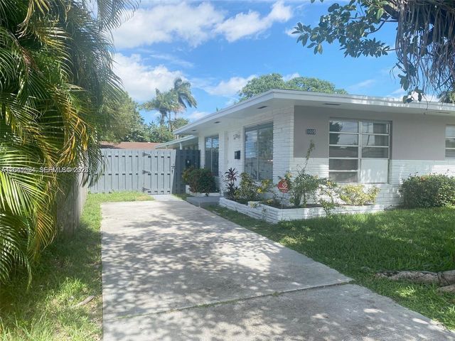 1005 NE 2nd St 1, Hallandale Beach, FL 33009