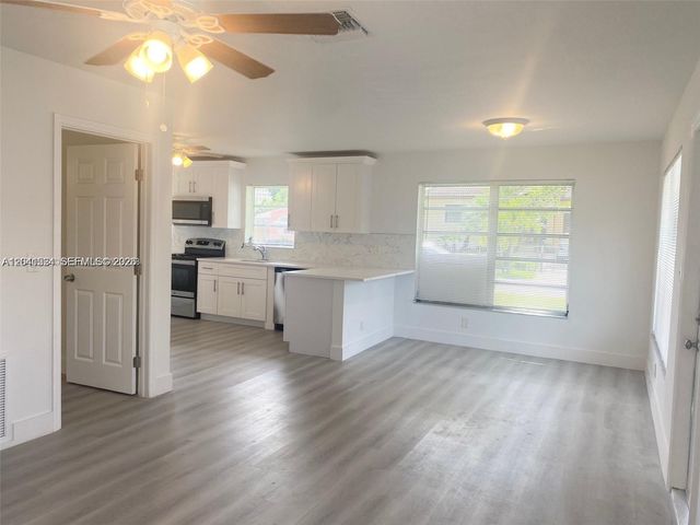 1005 NE 2nd St 1, Hallandale Beach, FL 33009
