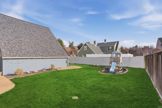 6339 Chestnut Court, Evansville, IN 47715