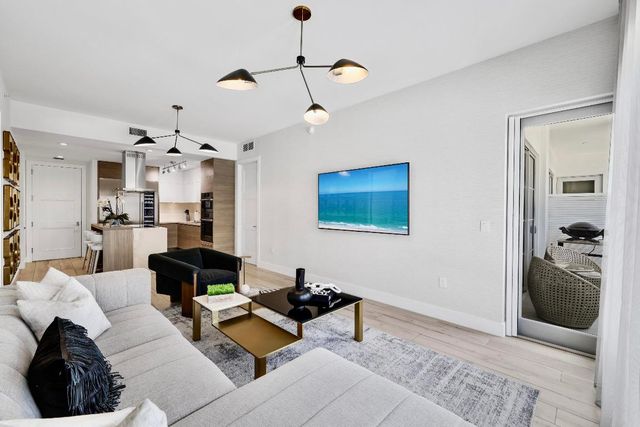 155 E Boca Raton Road 413, Boca Raton, FL 33432