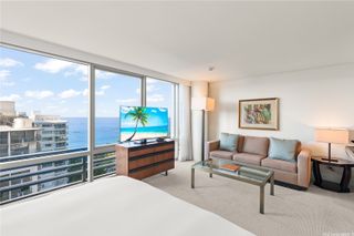 223 Saratoga Road 1721, Honolulu, HI 96815