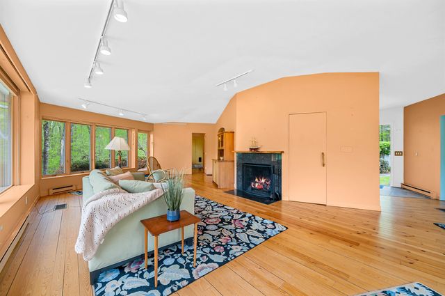753 Scrabble Hill Road, Duxbury, VT 05676